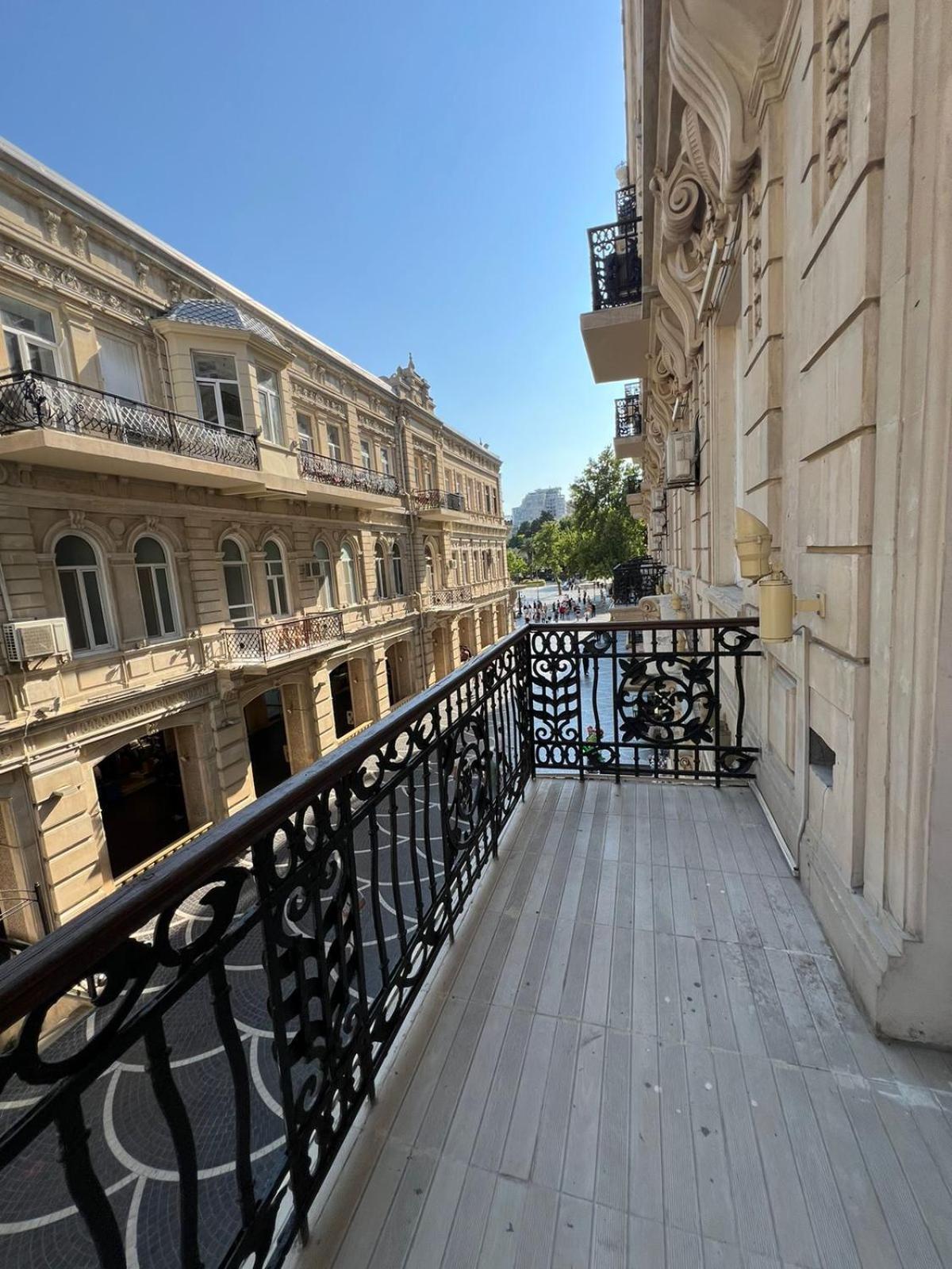 White Boutique Baku Hotel Extérieur photo